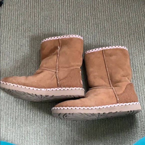 Custom Ugg’s - Picture 2 of 5